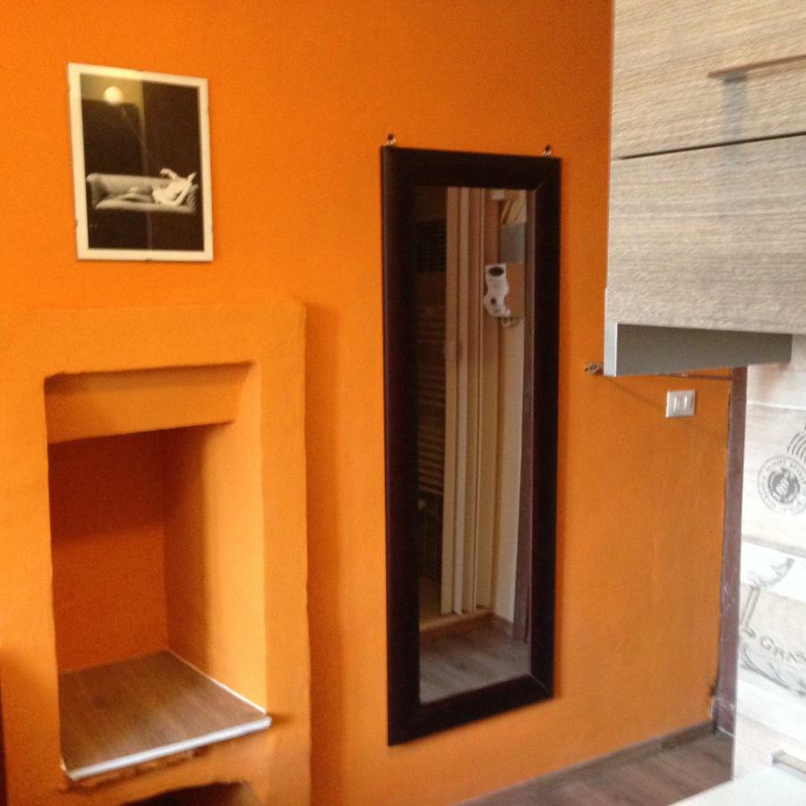 Mansarda In Borgo Dora Turim Exterior foto